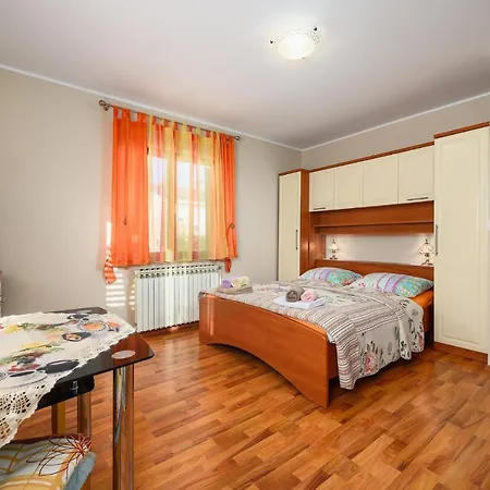 House Alma Apartment Porec Exterior photo