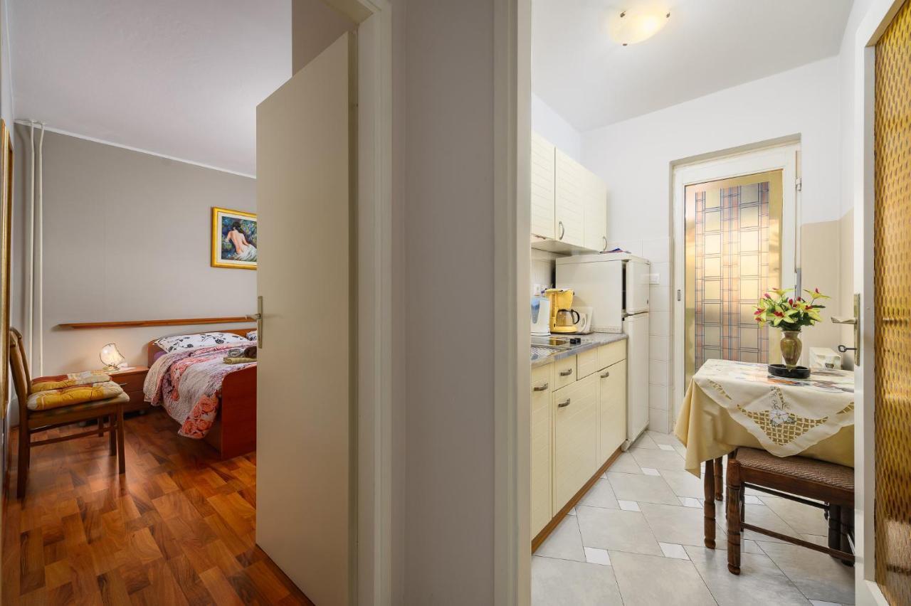 Apartment House Alma